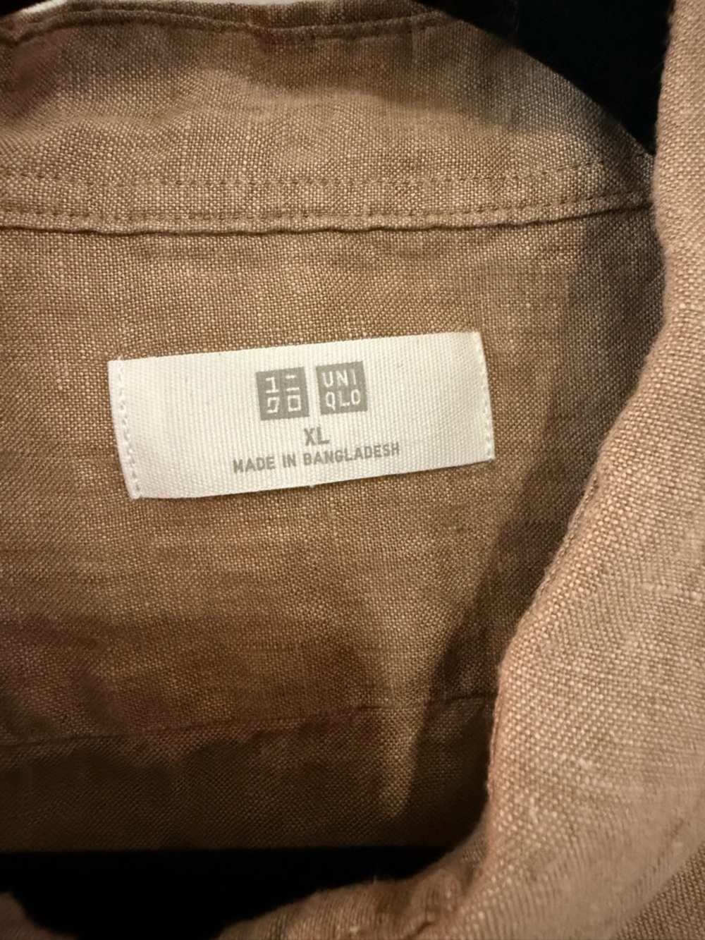 Uniqlo 100% Linen Men's Taupe Button-Down Shirt - Picture 4 of 5